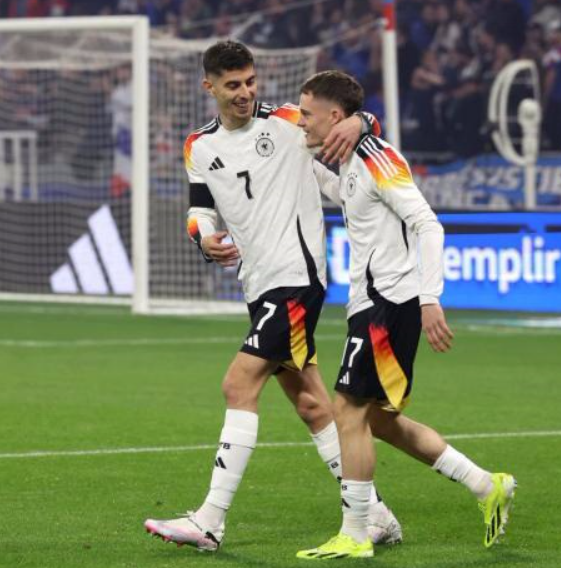 贝尔巴托夫力挺维尔茨：耐心与支持铸就利物浦未来之星