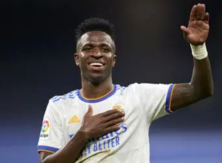 拜仁求购维尼修斯？德国名记揭秘传闻真相